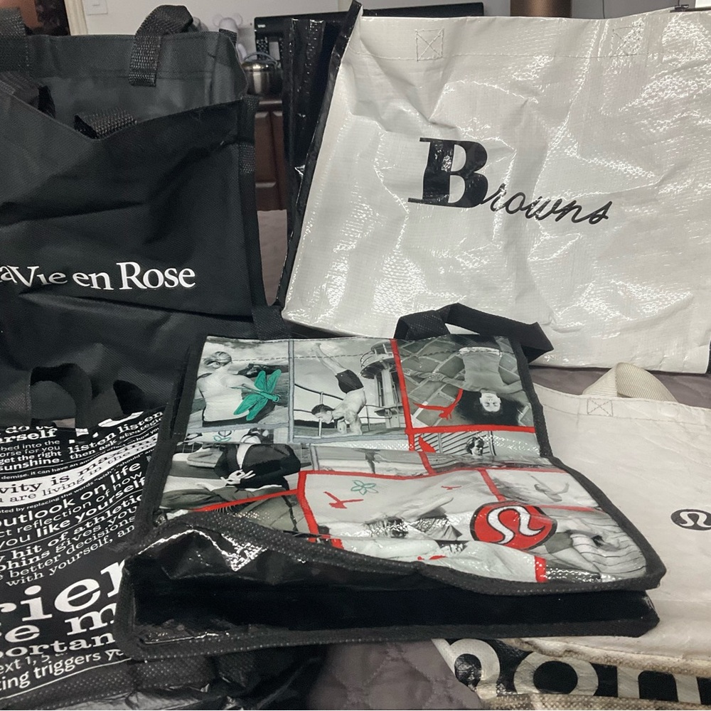 Assorted Branded Tote Bags - Picture 2 of 8
